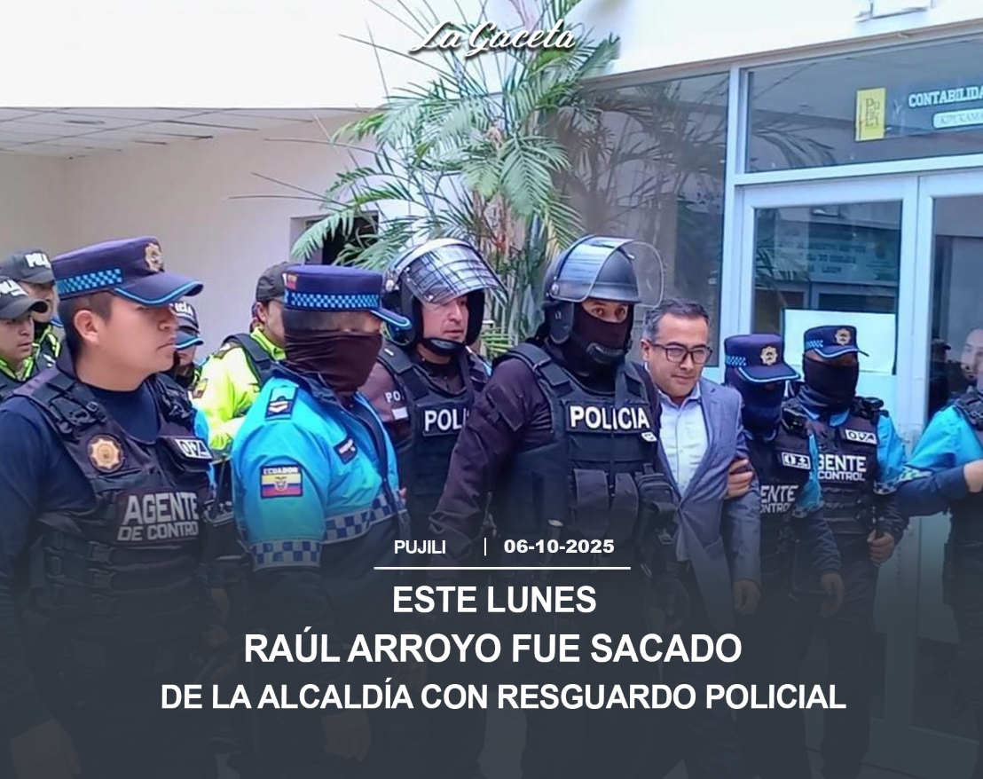 Este lunes, Raúl Arroyo fue sacado de la alcaldía con resguardo policial