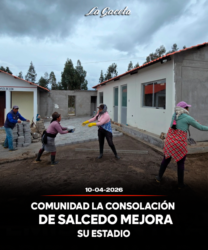Comunidad La Consolación de Salcedo mejora su estadio